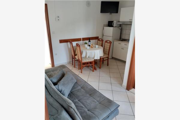 Apartment A4, for 3 persons