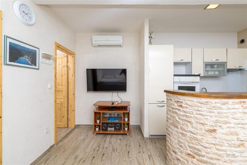 Apartment A4, for 4 persons