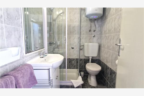 Apartment A2, for 3 persons