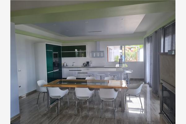 House K1, for 16 persons