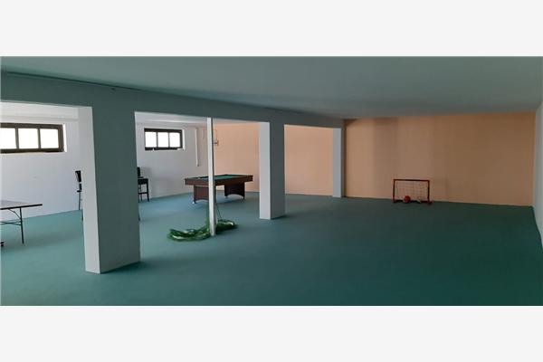 House K1, for 16 persons