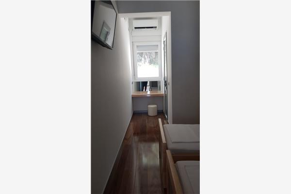 House K1, for 16 persons