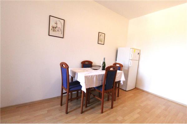 Apartment A1, for 5 persons