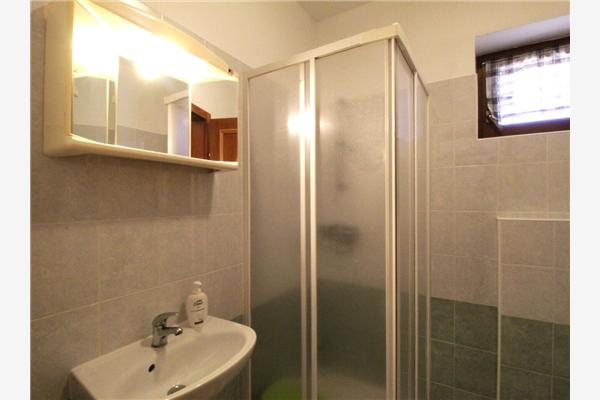 Apartment A1, for 5 persons