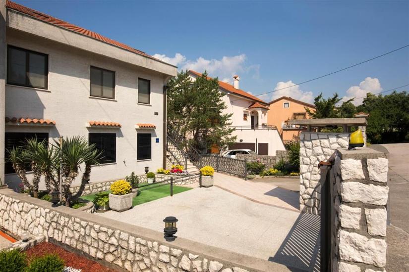 Apartment Vrata Jadrana 1