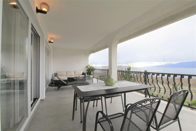 Apartment Vrata Jadrana