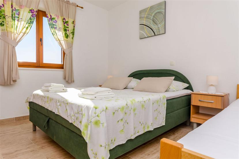 Apartment A2, for 3 persons