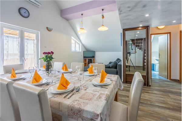 Apartment A3, for 6 persons