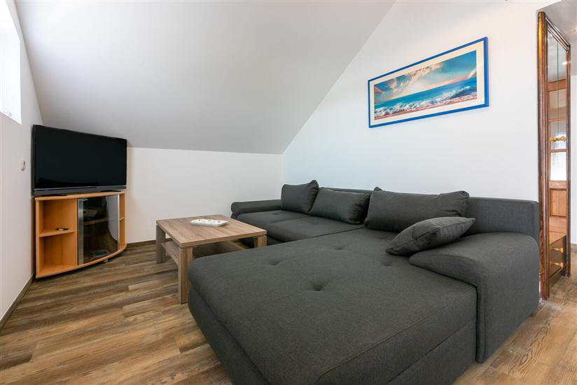 Apartment A3, for 6 persons