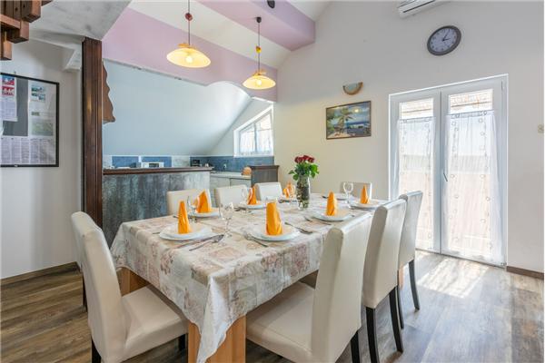 Apartment A3, for 6 persons