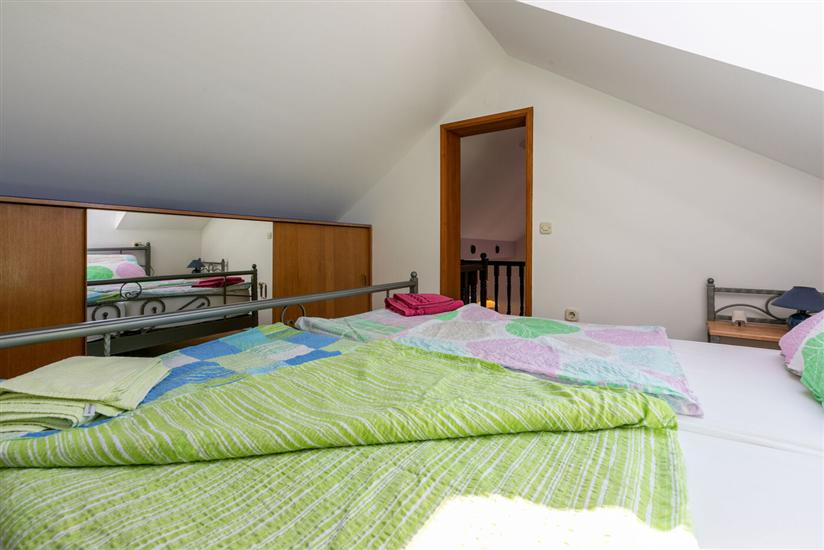 Apartment A3, for 6 persons