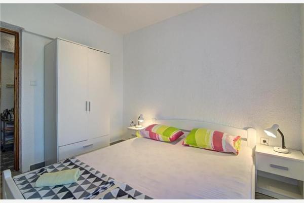 Apartment A1, for 8 persons