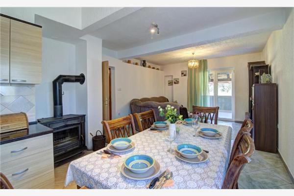 Apartment A1, for 8 persons