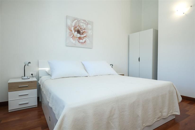 Apartment A1, for 8 persons