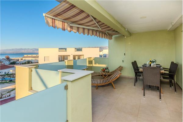 Apartment A2, for 6 persons