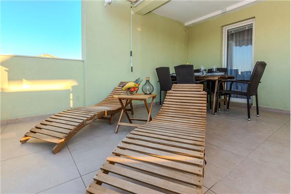 Apartment A2, for 6 persons