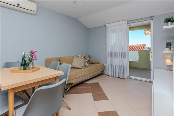 Apartment A2, for 6 persons