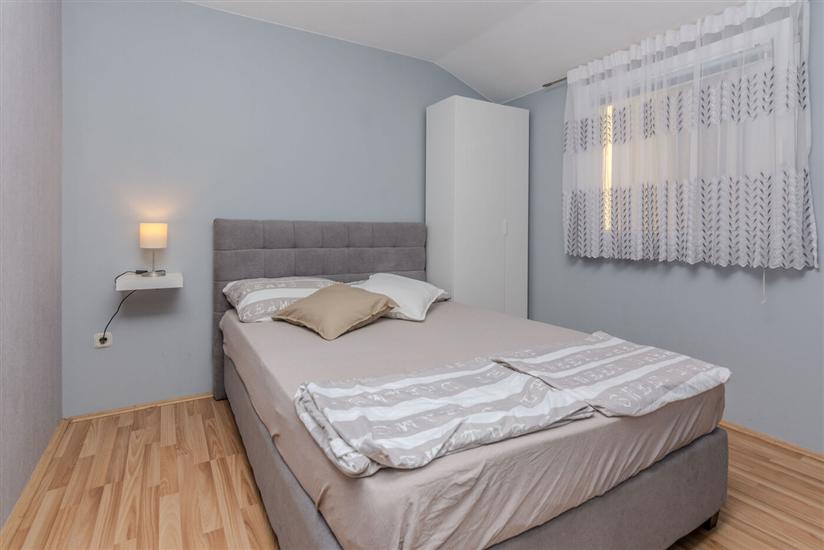 Apartment A2, for 6 persons