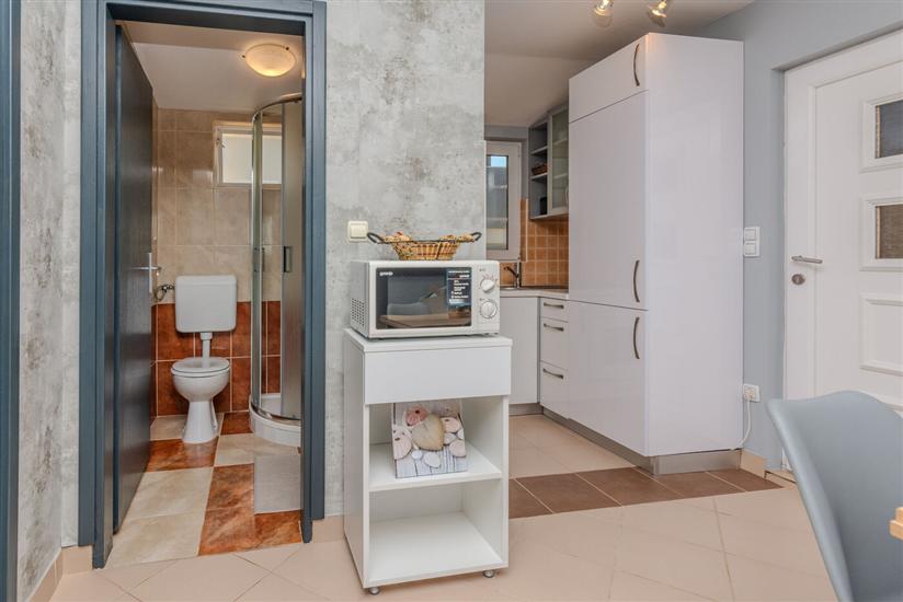 Apartment A2, for 6 persons