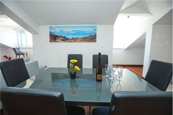 Apartment A2, for 6 persons