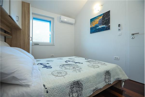 Apartment A2, for 6 persons