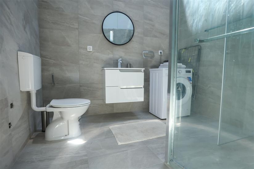 Apartment A2, for 6 persons