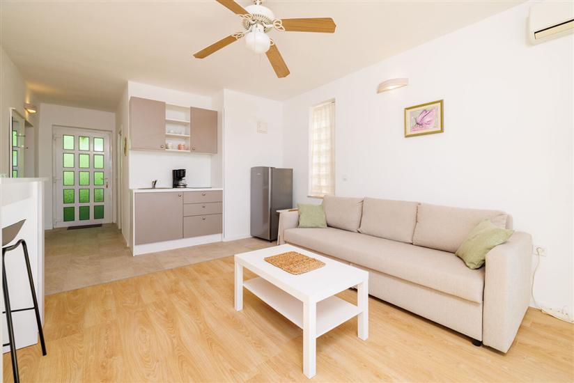 Apartment A5, for 3 persons