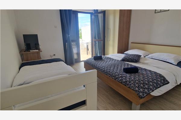 Apartment A4, for 3 persons