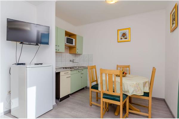 Apartment A3, for 3 persons