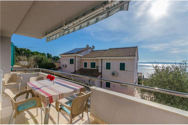 Apartment A4, for 5 persons