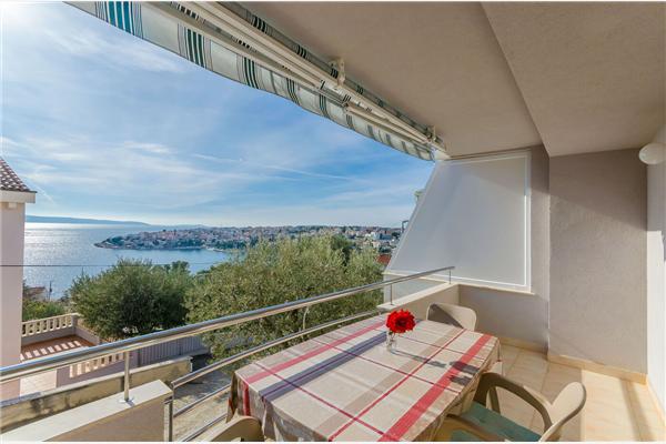 Apartment A4, for 5 persons