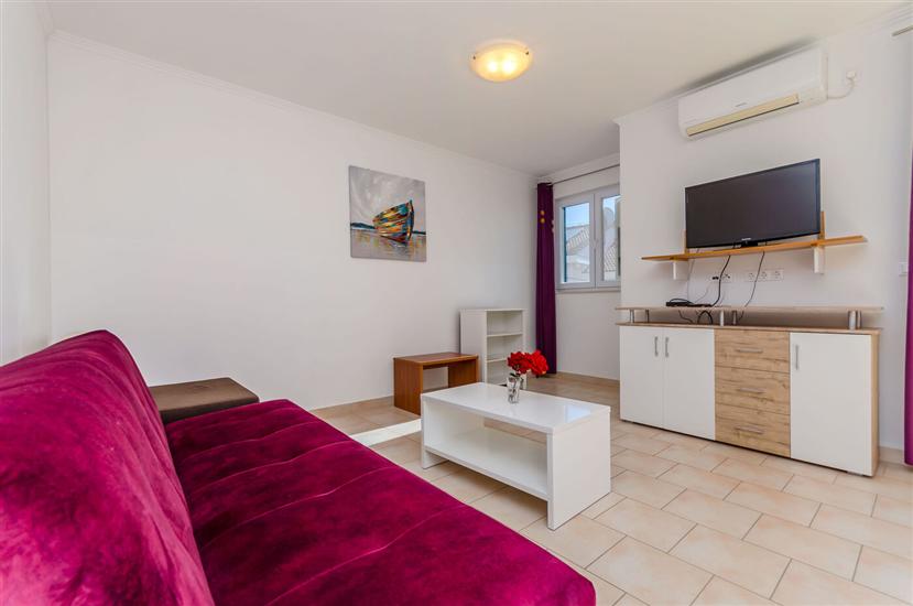 Apartment A4, for 5 persons