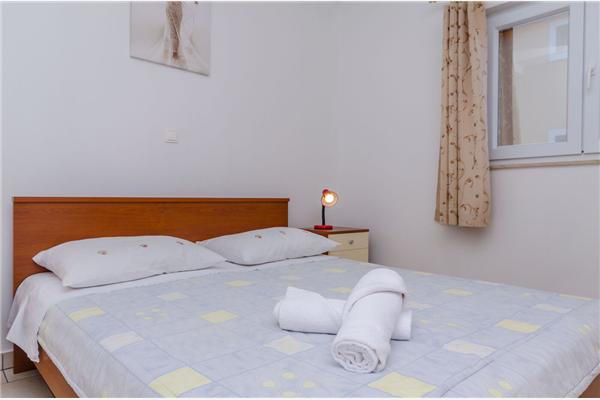 Apartment A5, for 5 persons