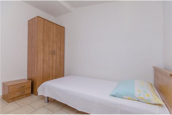 Apartment A5, for 5 persons