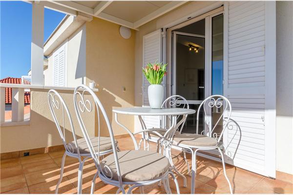 Apartment A2, for 5 persons