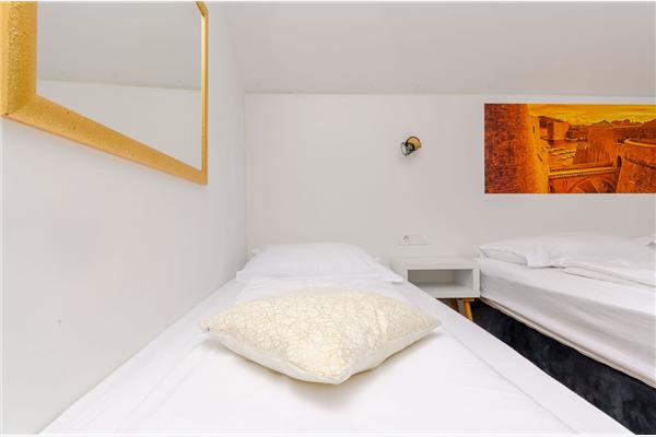 Apartment A4, for 4 persons