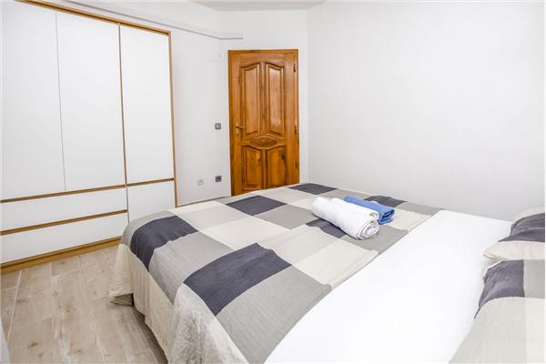 House K1, for 10 persons