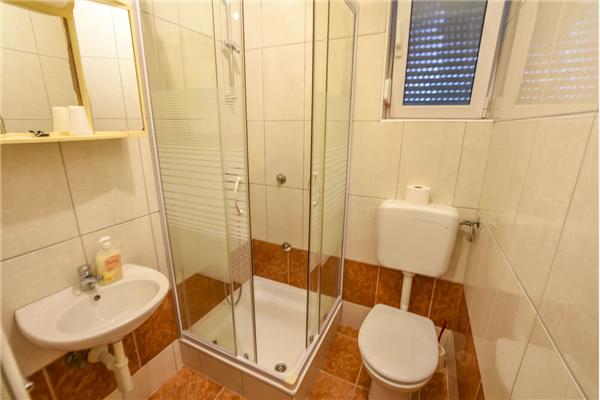 Apartment A6, for 4 persons