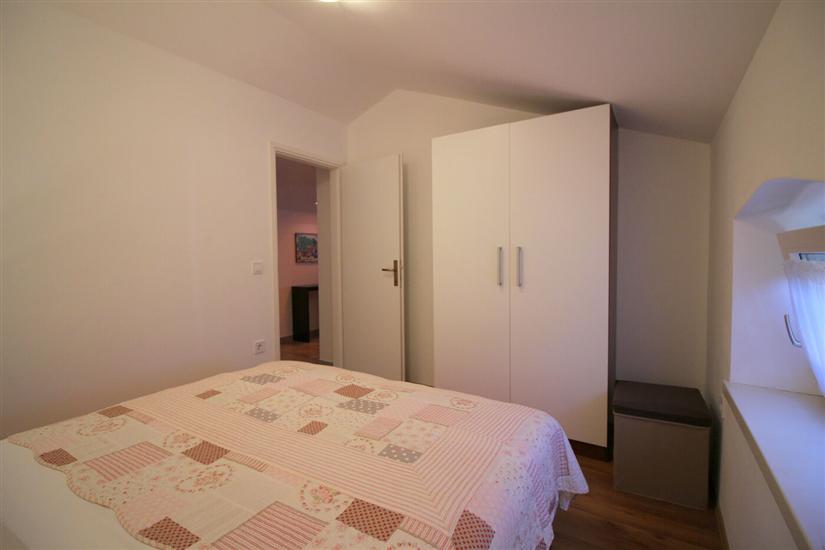 House K1, for 12 persons