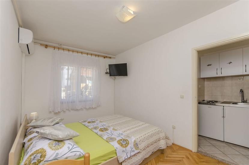 Apartment A1, for 2 persons