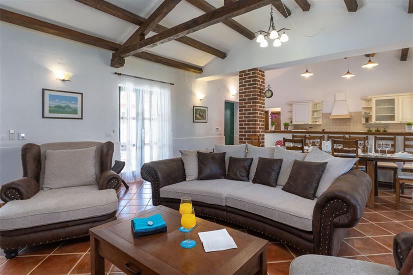 House K1, for 8 persons