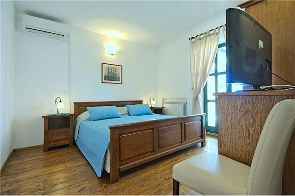 House K1, for 8 persons