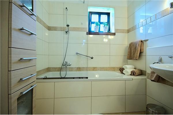 House K1, for 8 persons