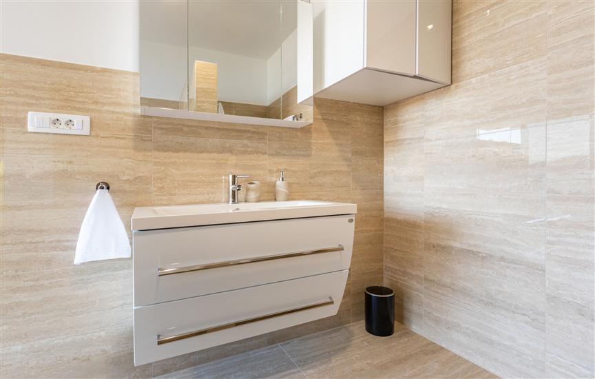 House K1, for 8 persons