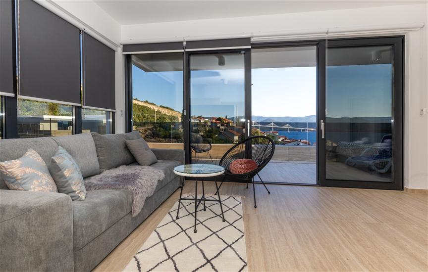 House K1, for 8 persons