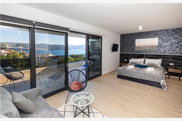 House K1, for 8 persons