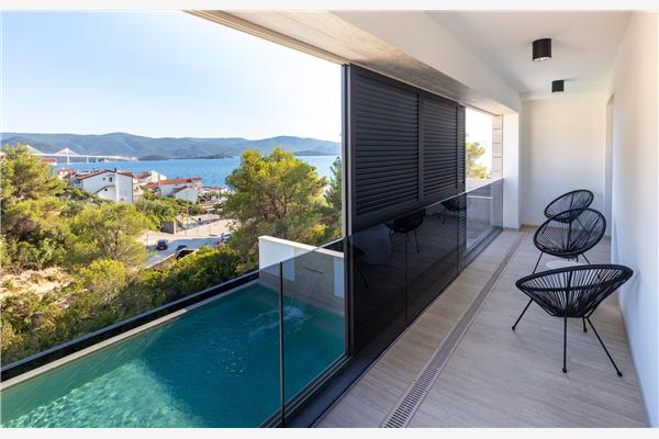 House K1, for 8 persons