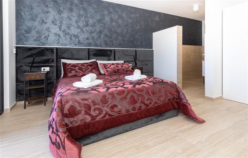 House K1, for 8 persons