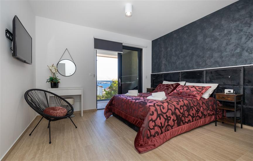 House K1, for 8 persons