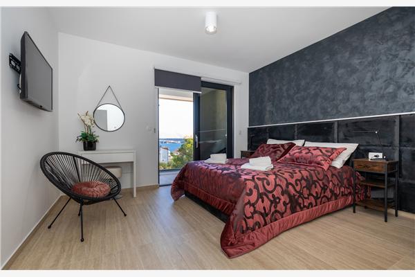 House K1, for 8 persons